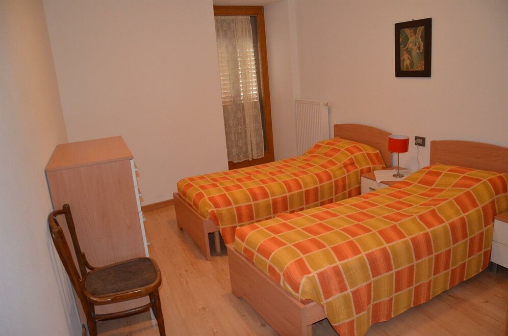 Vacanze_Casa_del_sole_giallo_2_37547105
